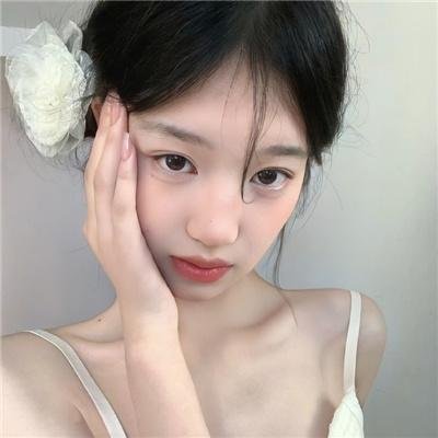 请和这个没用的我谈恋爱